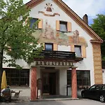 Hotel Braeustueberl