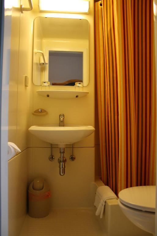 Hotel Braeustueberl Gasthof 2*